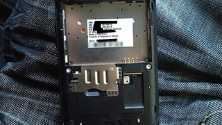 More Shots of BlackBerry Storm 2 Leak